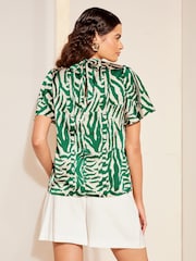 Friends Like These Green Printed Flutter Sleeve Keyhole Blouse - Image 4 of 4