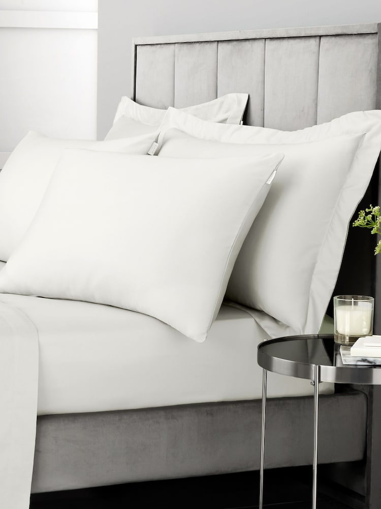 Bianca Cream 400 Thread Count 100% Cotton Sateen Fitted Sheet - Image 3 of 3