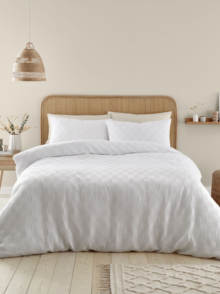 Catherine Lansfield White Waffle Checkerboard Duvet Cover Set - Image 2 of 5