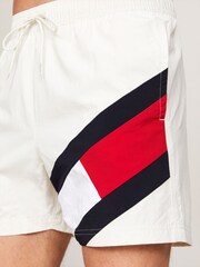 Szorty kąpielowe średniej długości Tommy Hilfiger z troczkami i logo - Image 4 of 4