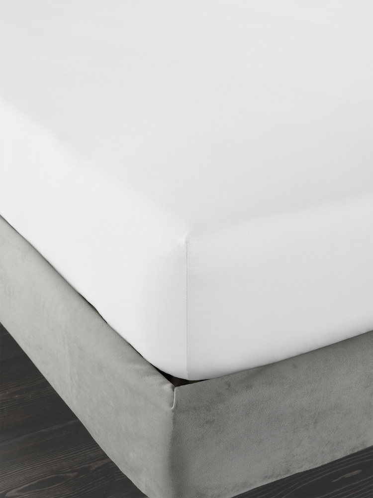 Bianca White 400 Thread Count 100% Cotton Sateen Fitted Sheet - Image 3 of 3