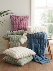 Blue Soft and Cosy Carved Faux Fur Throw - Image 5 of 6