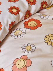 Sassy B Natural Groovy Floral Reversible Duvet Cover Set - Image 4 of 4
