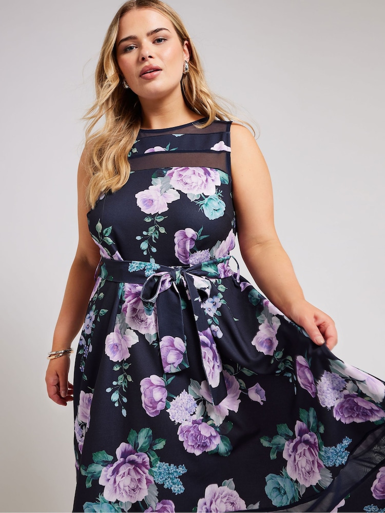 Yours Curve Skaterkleid mit Mesheinsatz - Bild 1 von 5 Yours Curve Skaterkleid mit Mesheinsatz - Bild 1 von 5