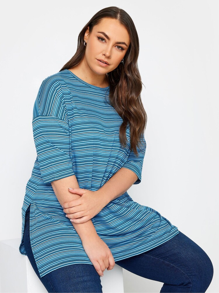 Blau - Yours Curve Gestreiftes Top in Übergröße - Bild 1 von 4 Blau - Yours Curve Gestreiftes Top in Übergröße - Bild 1 von 4