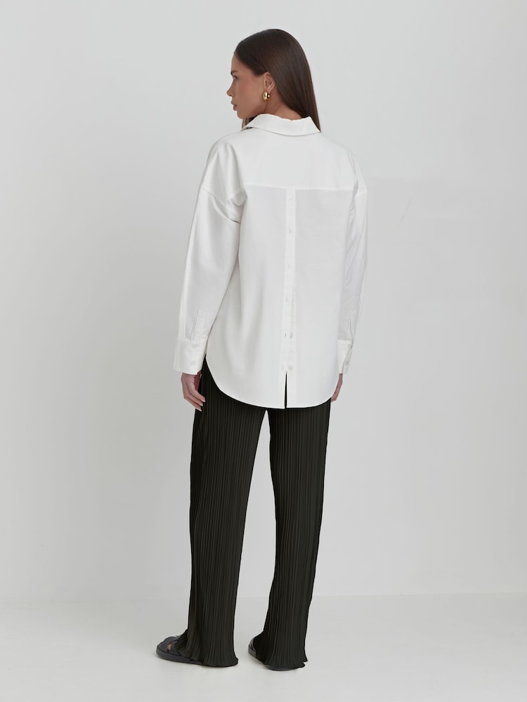 4th & Reckless White Oversized Shayla Open Back 100% Cotton Shirt - Image 2 of 5