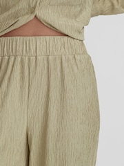 4th & Reckless Green Charlo Textured Straight Leg Trousers - Image 2 of 4