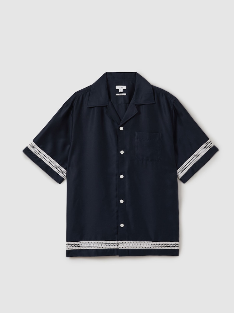 Reiss Navy/White Sharday Relaxed Embroidered Trim Cuban Collar Shirt - Image 2 of 5