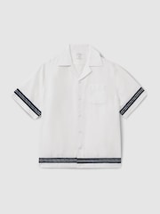 Reiss White/Navy Sharday Relaxed Embroidered Trim Cuban Collar Shirt - Image 2 of 5