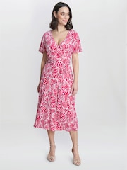 Gina Bacconi Pink Lacey Fit And Flare Dress - Image 5 of 10