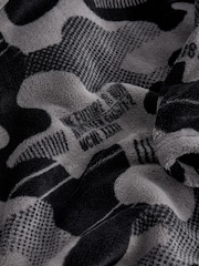 Grey Camouflage Fleece Hooded Blanket (3-16yrs) - Image 5 of 5