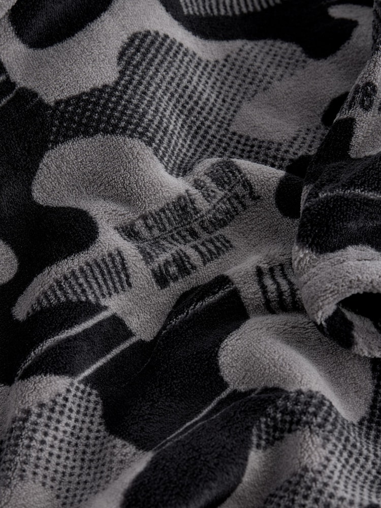 Grey Camouflage Fleece Hooded Blanket (3-16yrs) - Image 5 of 5