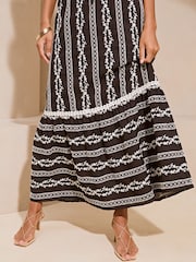 Lipsy Black Embroidered  OneTier Maxi Skirt - Image 4 of 4