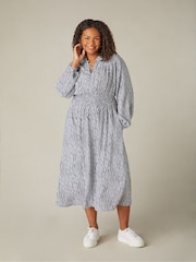 Live Unlimited Grey Curve Leaf Print Shirred Waist Midaxi Dress - Image 1 of 4