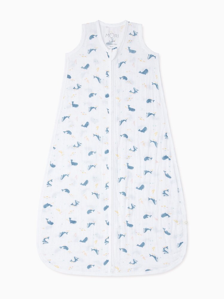Mori White Organic  0.5 TOG Muslin Whale Print Front Opening Sleeping Bag - Image 1 of 3
