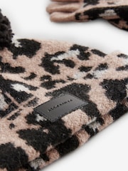 smALLSAINTS Leopard Print Kaia Knitted Beanie - Image 6 of 7