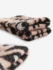 smALLSAINTS Leopard Print Kaia Knitted Beanie - Image 7 of 7