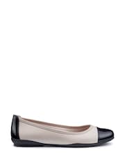 črna - Hotter Ivy Slip-On Čevlji - Slika 1 iz 3