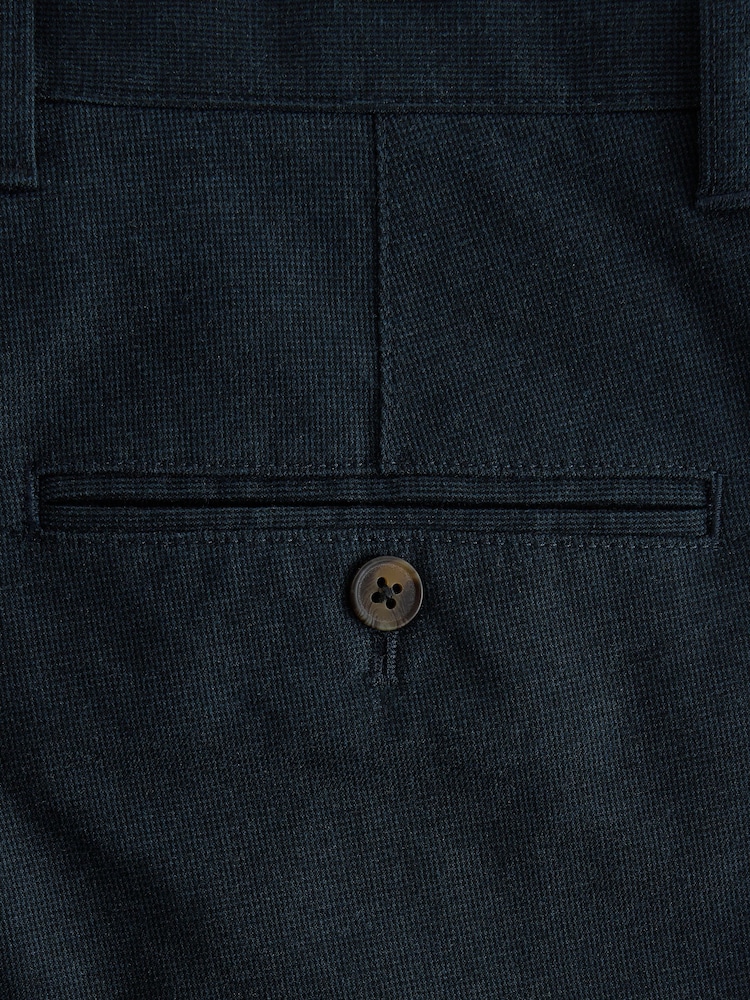 Azul marino - Pantalones chinos de tacto suave con cinturón y textura elástica - Imagen 9 de 9 Azul marino - Pantalones chinos de tacto suave con cinturón y textura elástica - Imagen 9 de 9