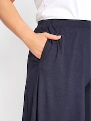 Yours Curve Blue Jersey Shorts - Image 3 of 4