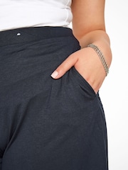 Yours Curve Blue Jersey Shorts - Image 4 of 4