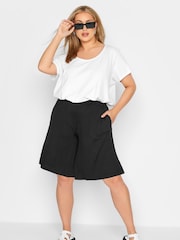 Yours Curve Black Jersey Shorts - Image 2 of 4