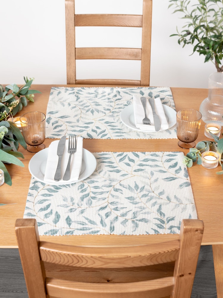 Evans Lichfield Green Vinea Table Placemats Set Of 4 46x36cm - Image 2 of 6 Evans Lichfield Green Vinea Table Placemats Set Of 4 46x36cm - Image 2 of 6