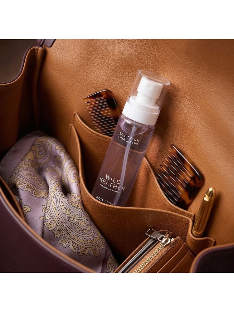 Scottish Fine Soaps Wild Heather Body Mist 100ml - Image 4 of 4 Scottish Fine Soaps Wild Heather Body Mist 100ml - Image 4 of 4