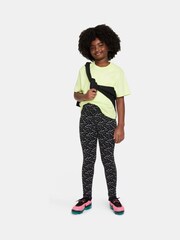 Nike Black Sportswear Essential Mid-Rise Leggings - Image 4 of 5