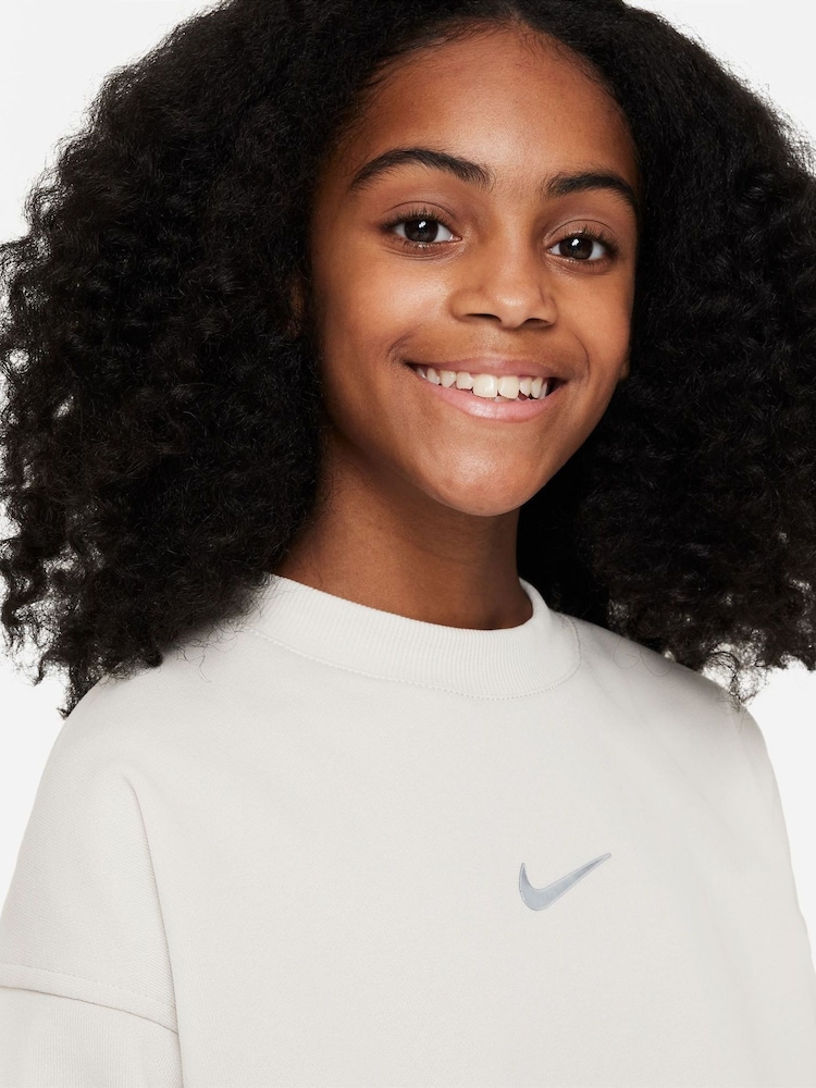 Nike Natural Dri-FIT Dance Sweatshirt - Image 4 of 4