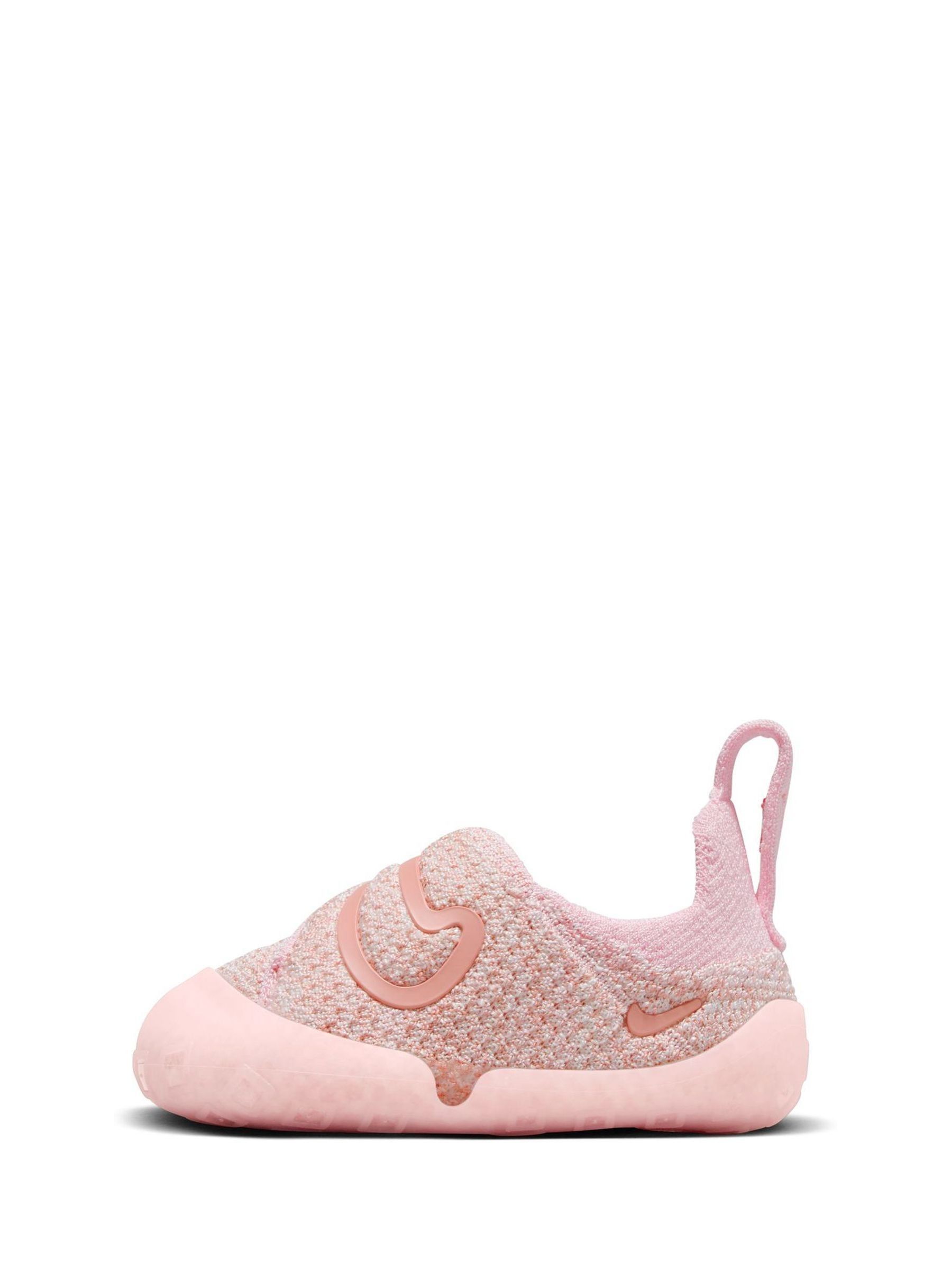 Nike pink swoosh new arrivals