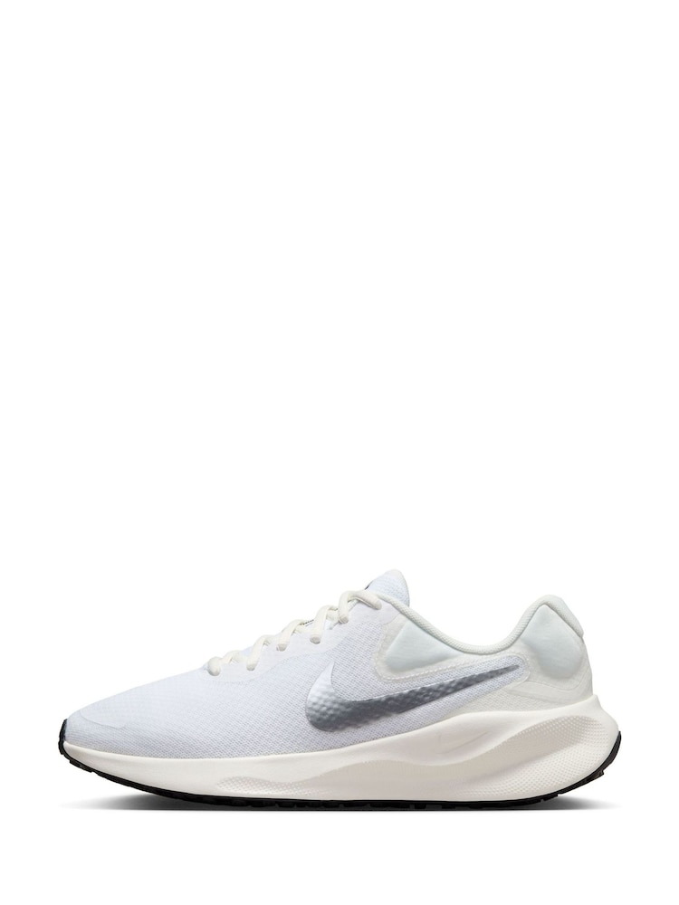 Nike White Revolution 7 Road Running Trainers - Image 2 of 13 Nike White Revolution 7 Road Running Trainers - Image 2 of 13