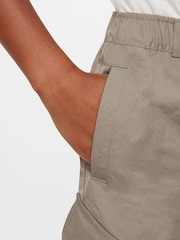 Nike Brown Woven Cargo Shorts - Image 4 of 4