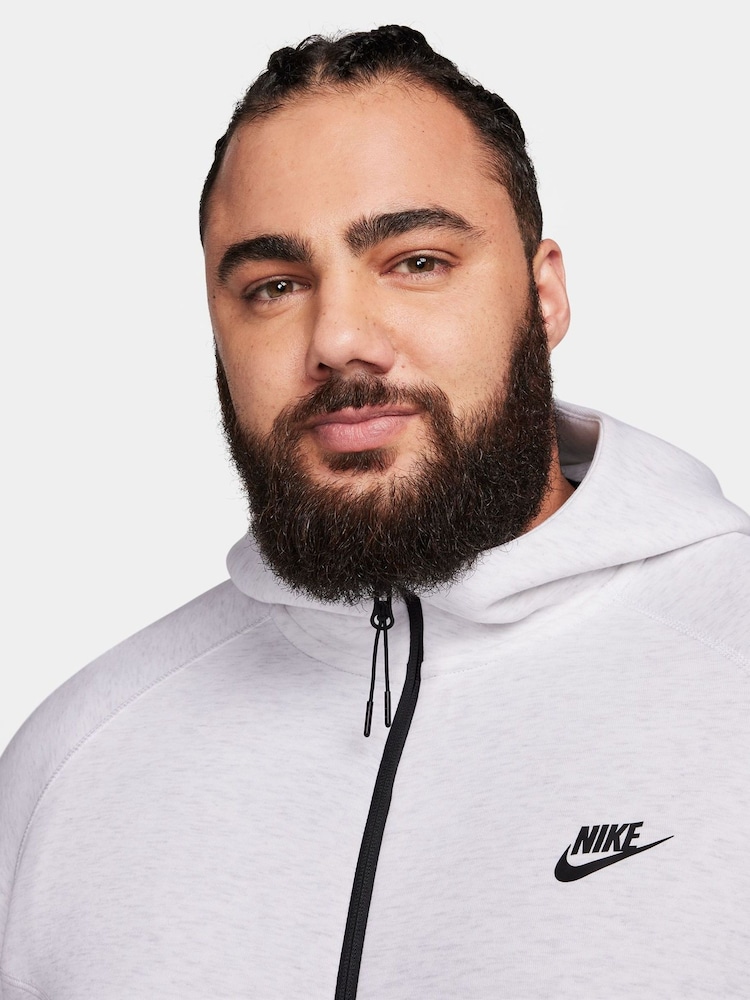 Nike Light Grey Tech Fleece Zip-Up Hoodie - Image 11 of 17