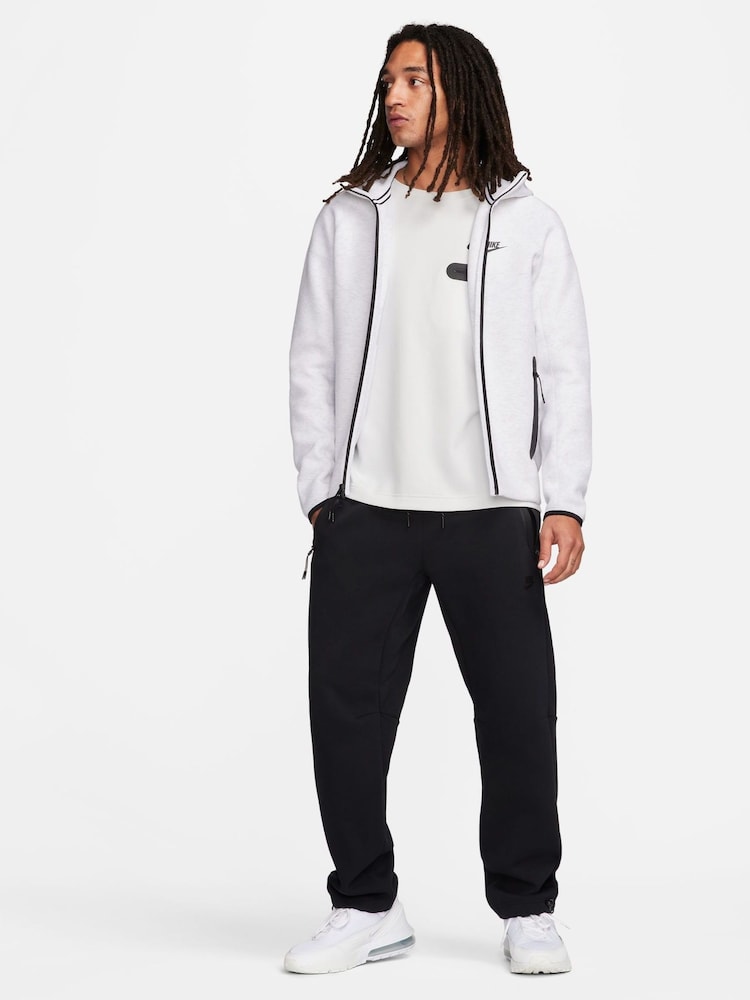 Nike Light Grey Tech Fleece Zip-Up Hoodie - Image 3 of 17