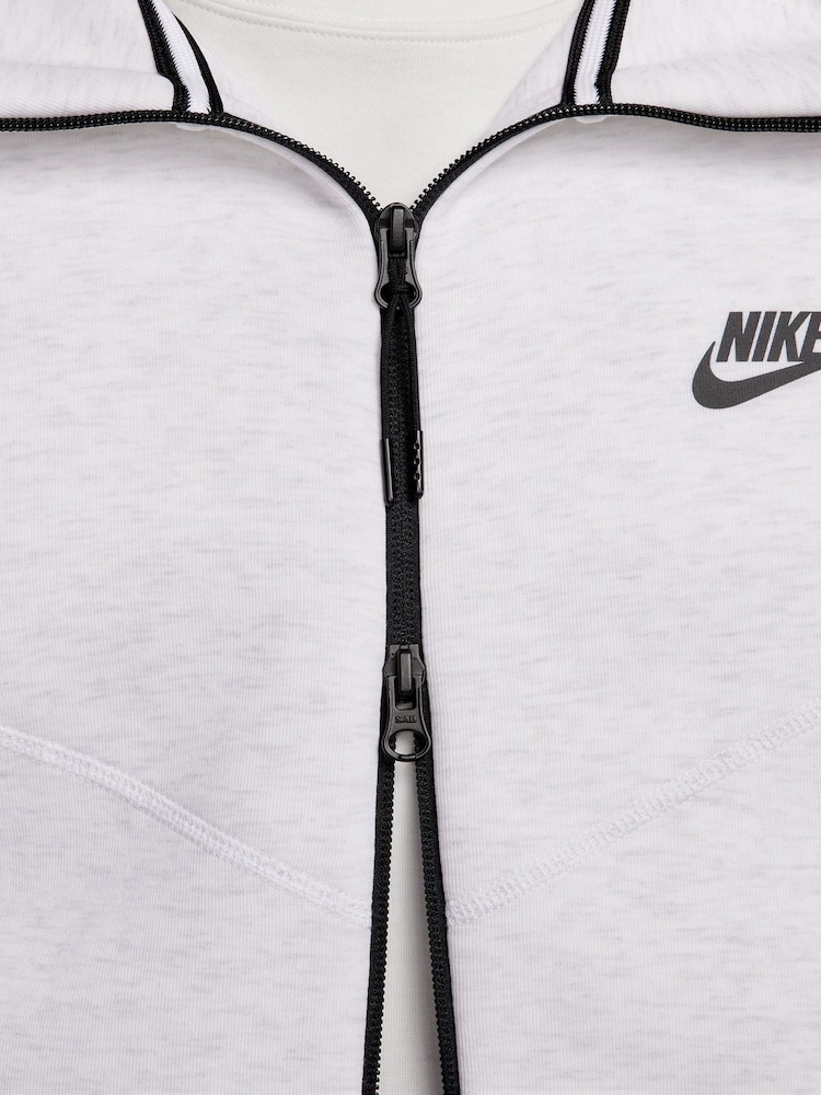 Nike Light Grey Tech Fleece Zip-Up Hoodie - Image 8 of 17