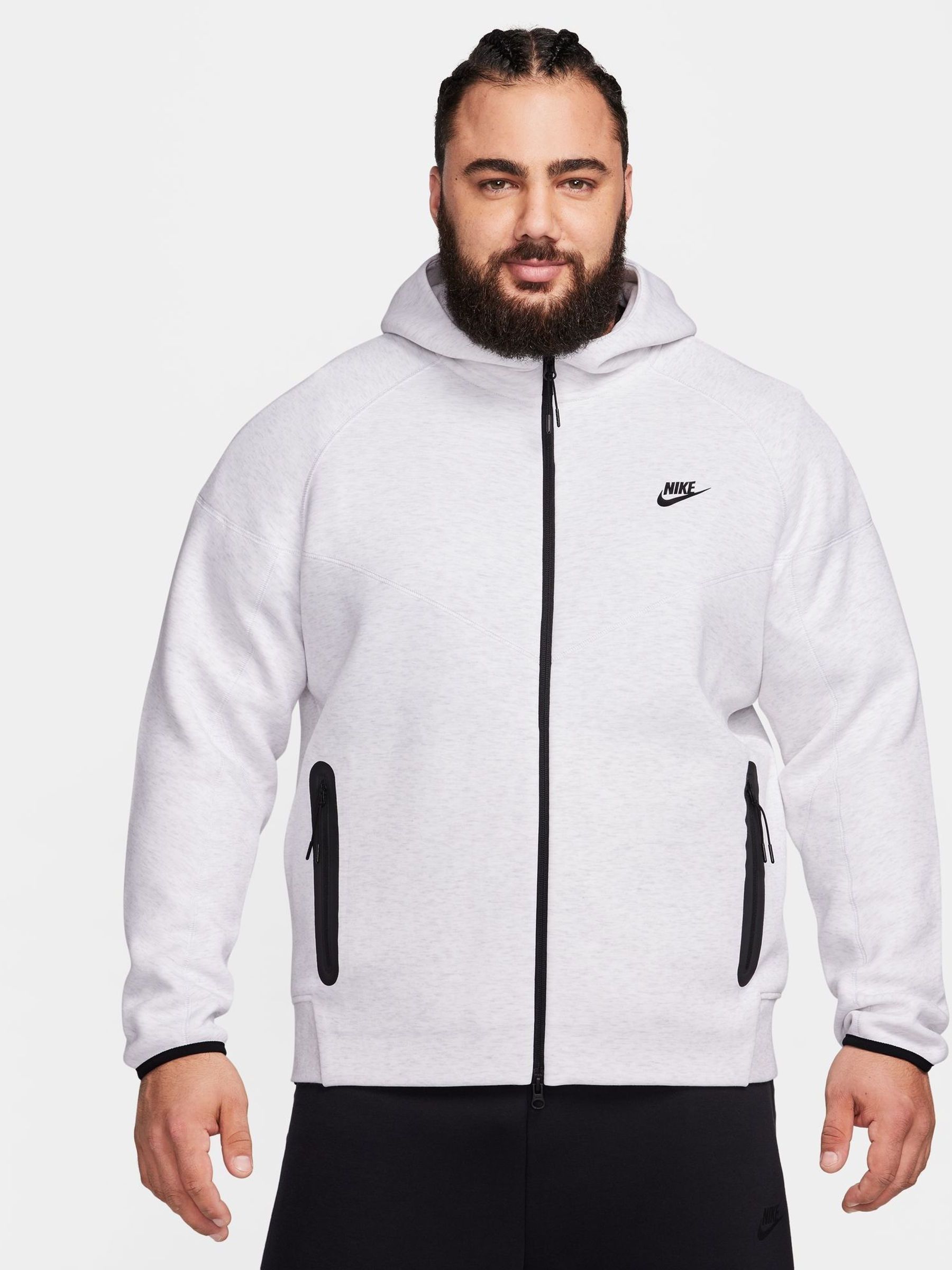 Light grey nike zip up 2025