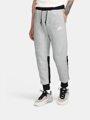 Nike Black/Grey Tech Fleece Joggers - Image 1 of 16