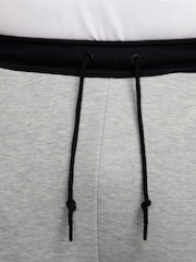 Nike Black/Grey Tech Fleece Joggers - Image 13 of 16