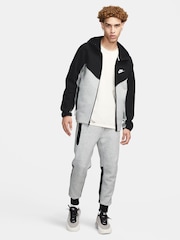 Nike Black/Grey Tech Fleece Joggers - Image 3 of 16
