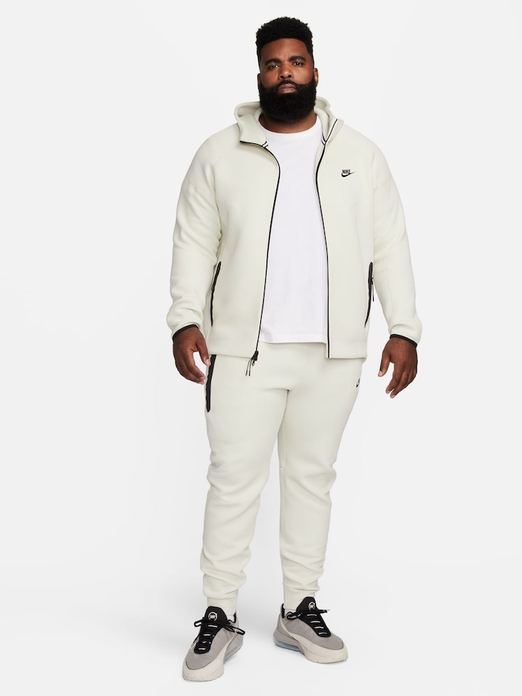 Nike Cream Tech Fleece Zip-Up Hoodie - Image 10 of 12