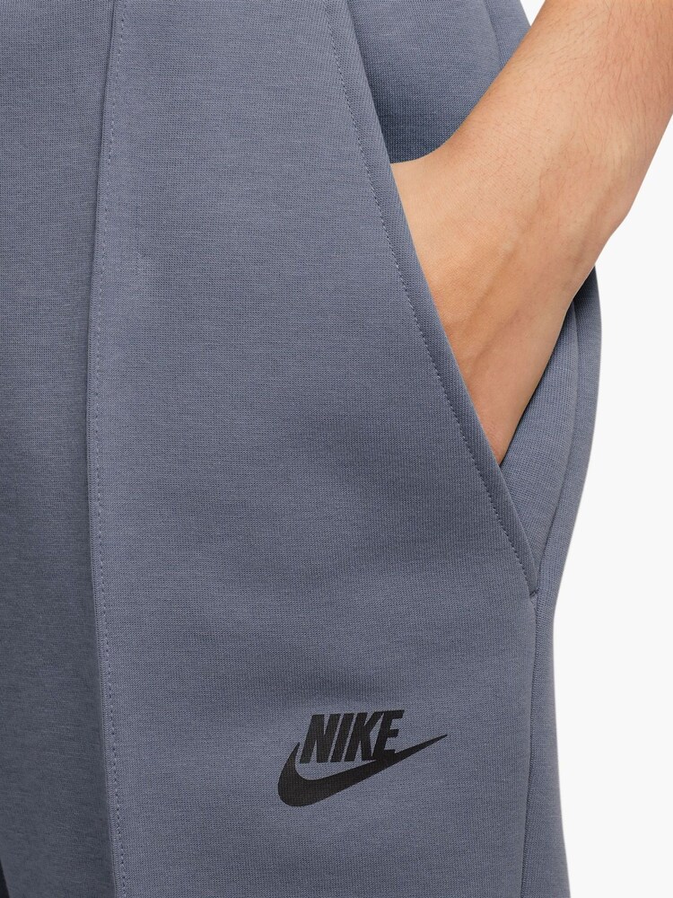 Темно-серый - Флисовые спортивные брюки с классической талией Nike Tech - Image 3 of 3
