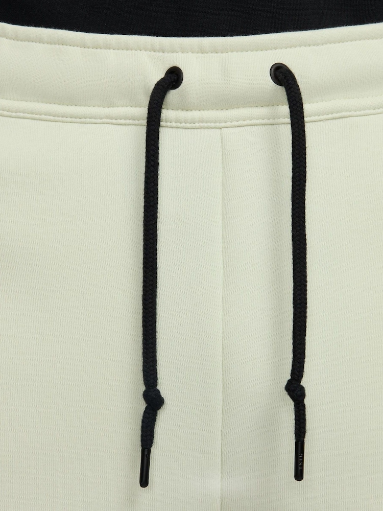 Crème - Nike Tech Fleece Joggers - Image 3 of 10