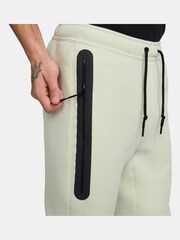 Nike Cream Tech Fleece Joggers - Image 5 of 10