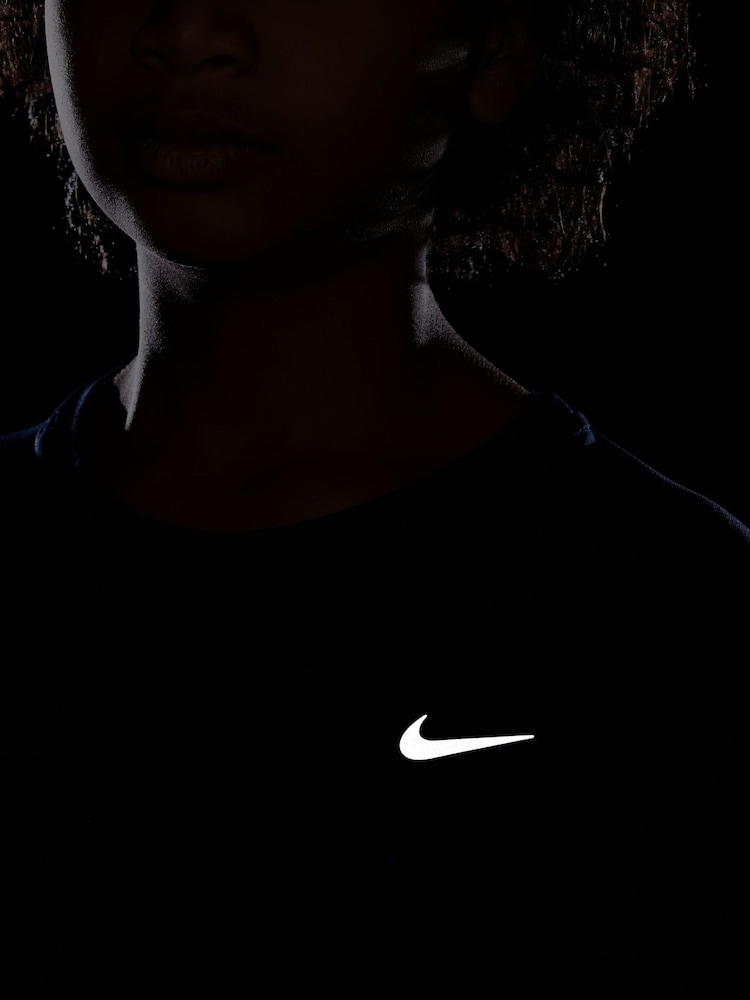 Nike Dark Blue Dri-FIT Miler Training Top - Image 6 of 6