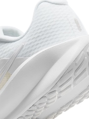 Nike White Downshifter 13 Road Running Trainers - Image 11 of 11