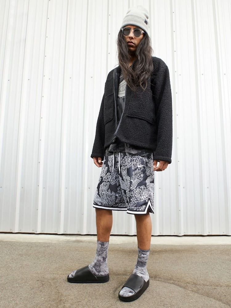 Svart - Nike Calm Slides-tøfler - Image 9 of 10