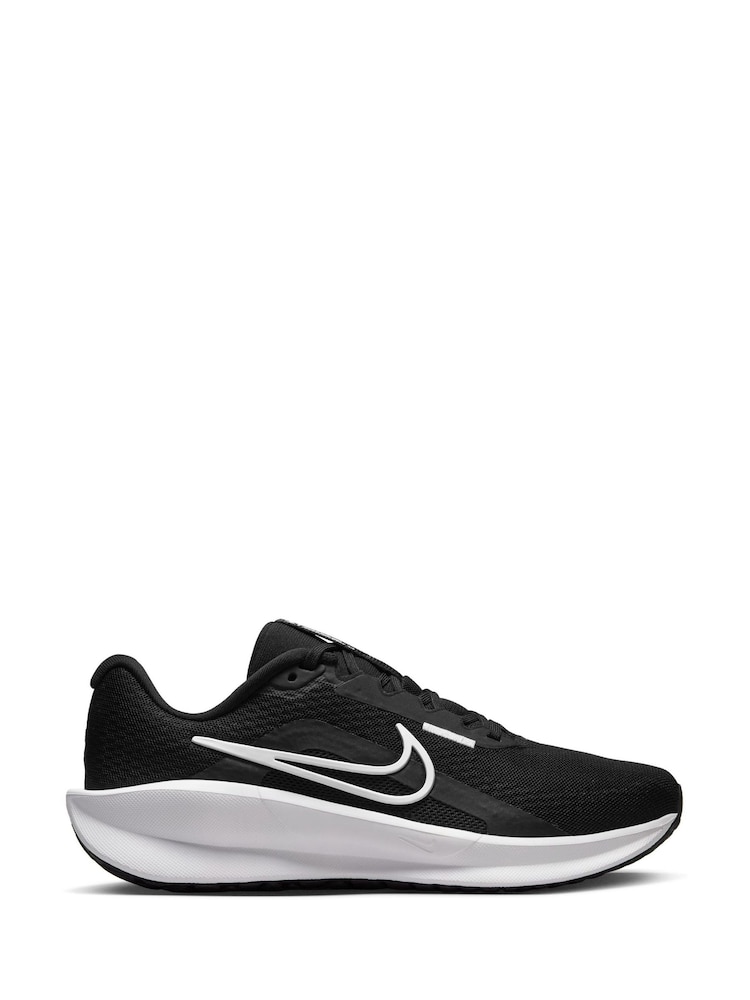Negro - Zapatillas para correr Downshifter 13 de Nike - Imagen 1 de 11 Negro - Zapatillas para correr Downshifter 13 de Nike - Imagen 1 de 11