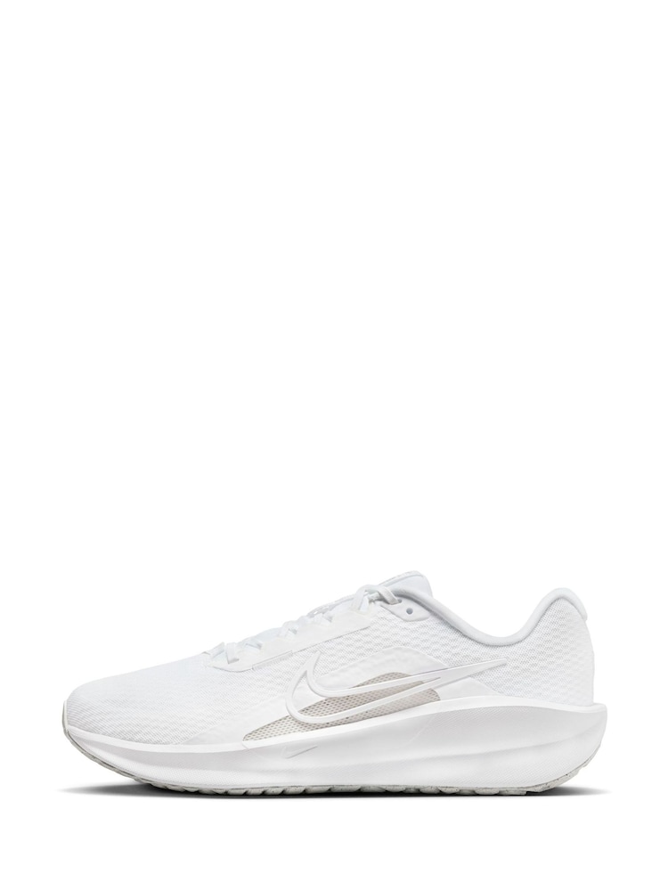 Nike White Downshifter 13 Road Running Trainers - Image 2 of 11
