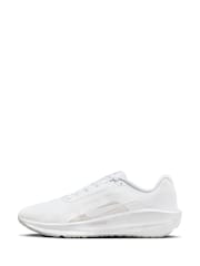 Nike White Downshifter 13 Road Running Trainers - Image 4 of 11
